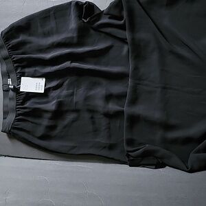 Women Divided Black Sheer Skirt, Maxi, size 6, new